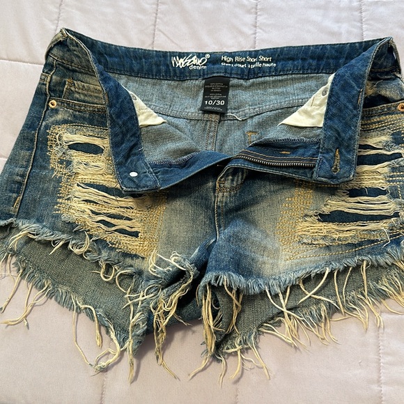 Mossimo denim distressed short shorts - Picture 3 of 4